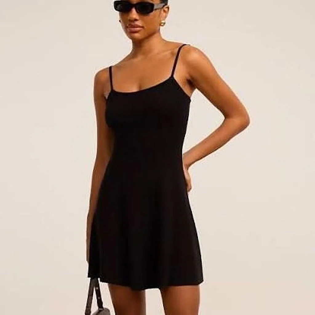 Vestido Curto Canelado Alcinha